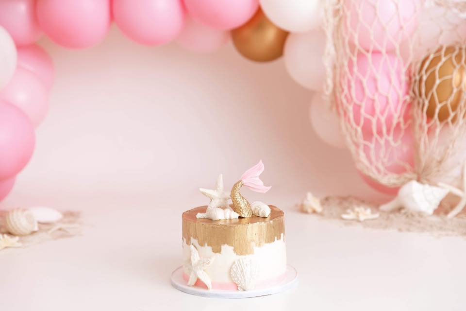 Clearwater Fl,  Custom Pink and Gold Beach Smash Cake